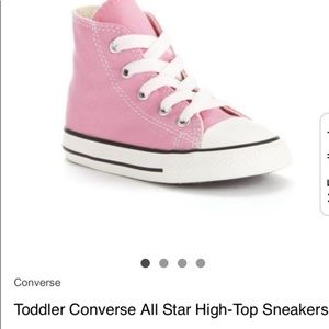 Toddler size 10 converse